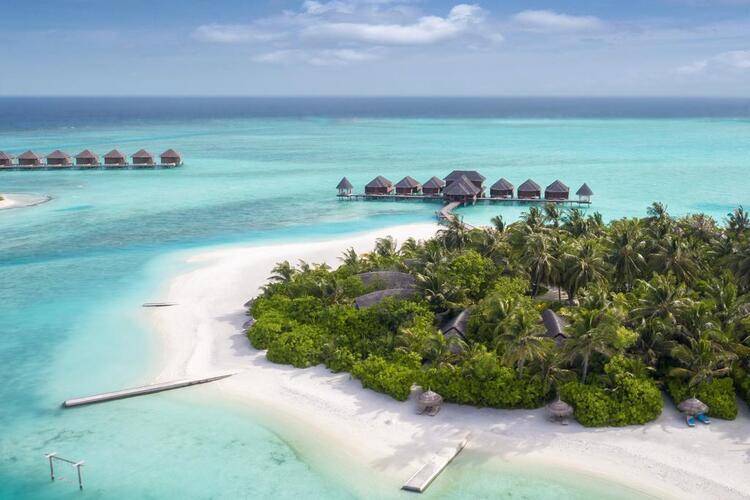 Anantara Dhigu Resort & Spa