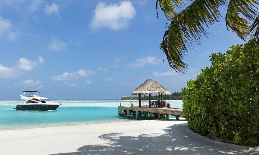 Anantara Dhigu Resort & Spa