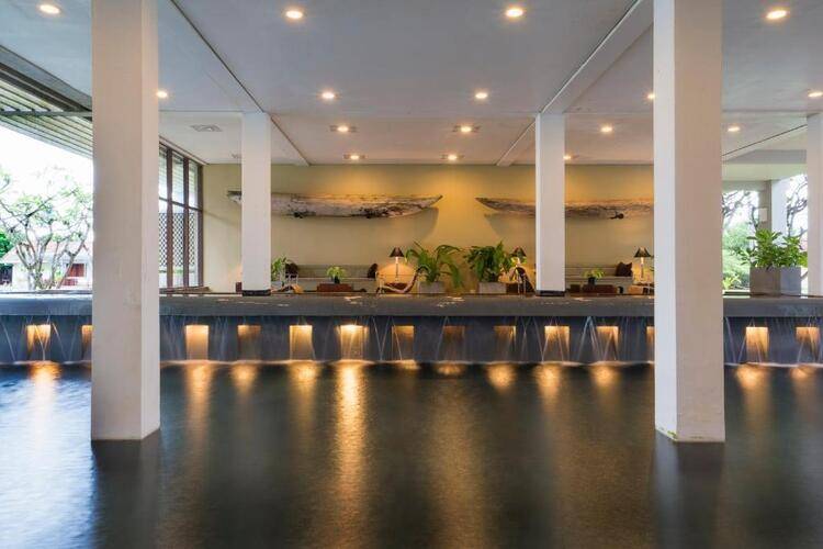 Blue Water Hotel