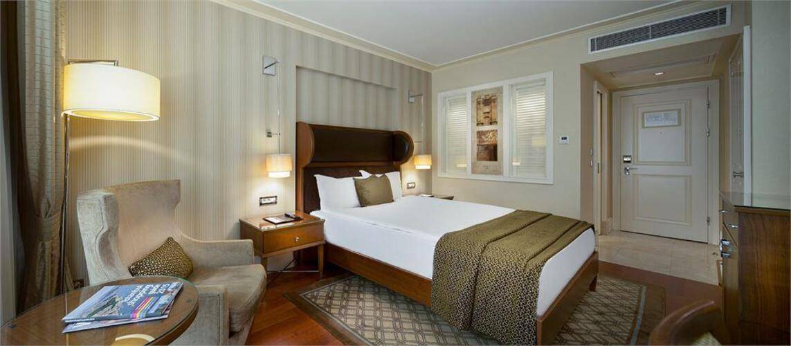 Titanic City Hotel
