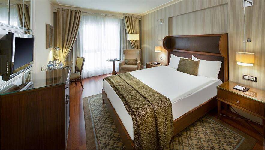 Titanic City Hotel