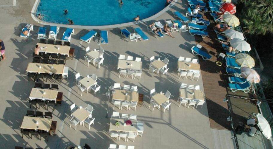 Arora Hotel