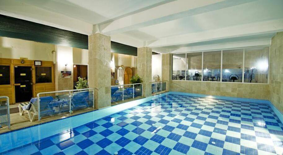 Arora Hotel