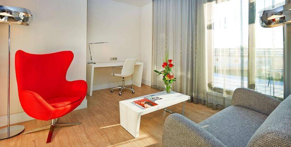 NH Collection Barcelona Gran Hotel Calderon — фото 32