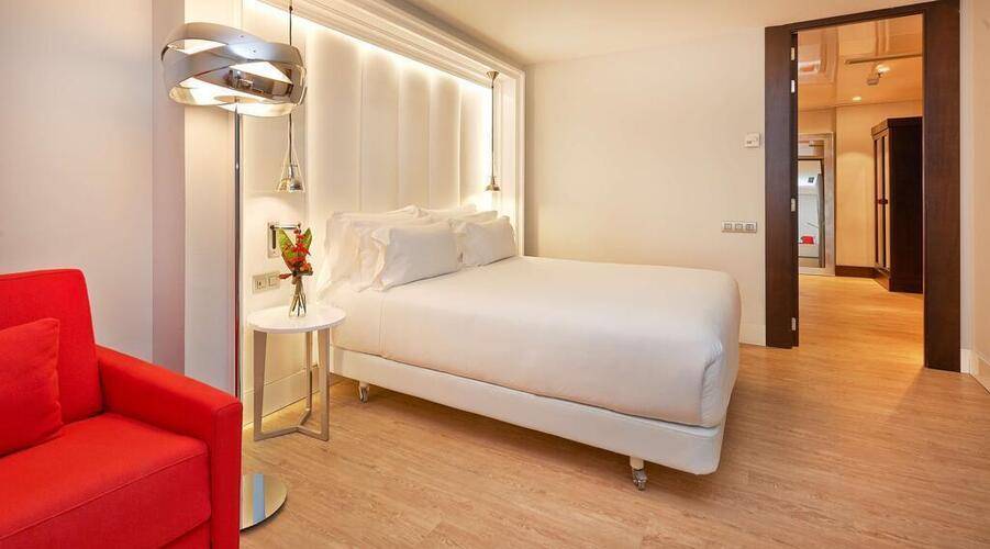 NH Collection Barcelona Gran Hotel Calderon — фото 9