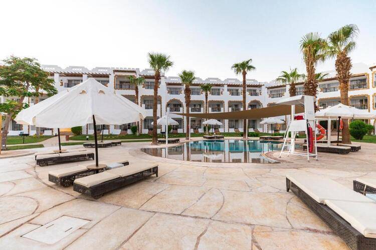 Sunrise Remal Resort
