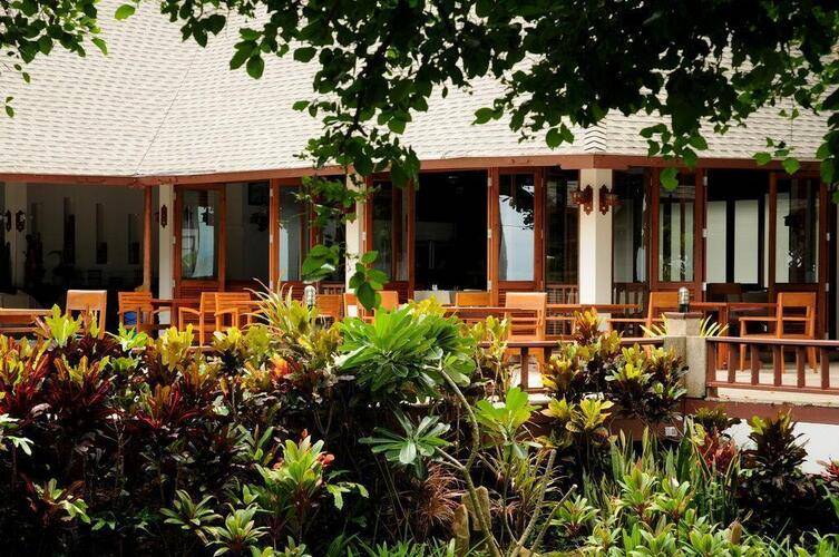 Phi Phi Holiday Resort (Ex.Holiday Inn Resort Phi Phi Island)