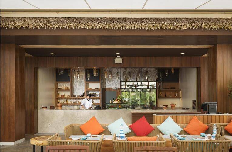 Centara Grand Mirage Beach
