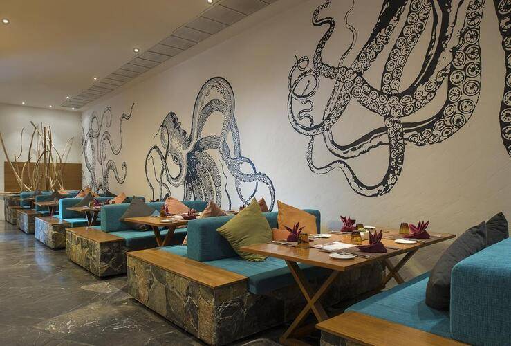 Centara Grand Mirage Beach