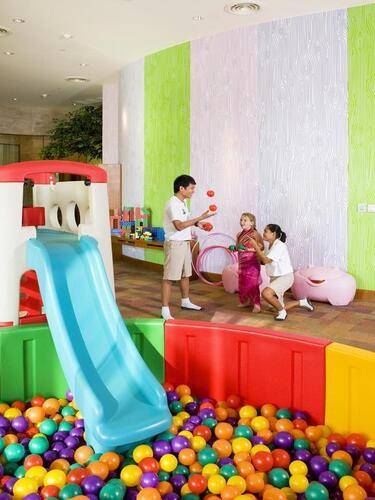 Centara Grand Mirage Beach