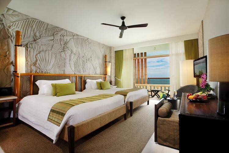 Centara Grand Mirage Beach
