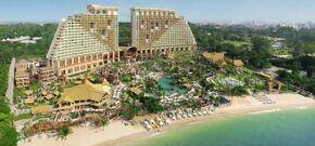 Centara Grand Mirage Beach