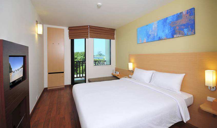 Ibis Phuket Kata