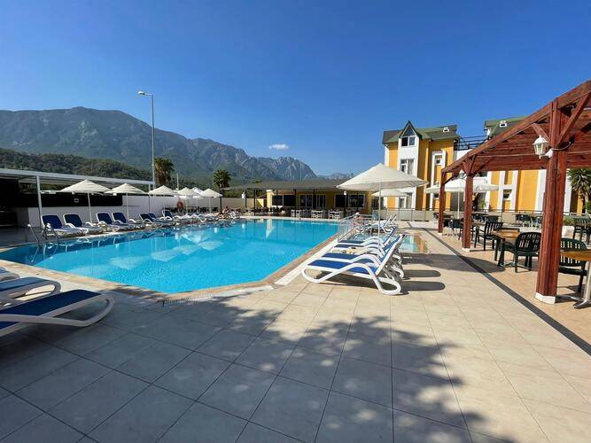 Ares Kemer