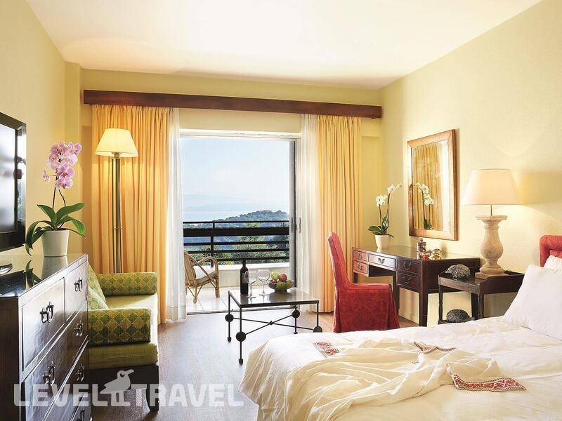 Фотография Grecotel Lux. Me Daphnila Bay Dassia Luxury Resort (Ex.Grecotel Daphnila Bay Thalasso)