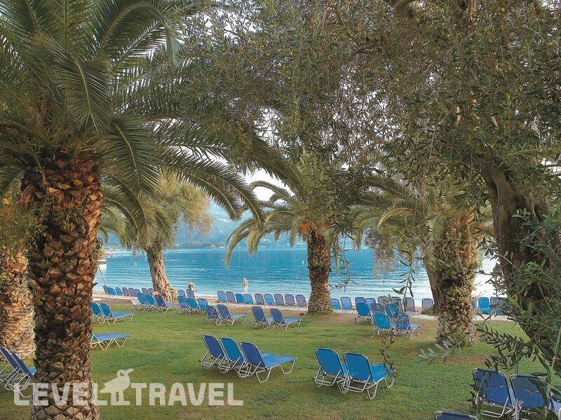 Фотография Grecotel Lux. Me Daphnila Bay Dassia Luxury Resort (Ex.Grecotel Daphnila Bay Thalasso)