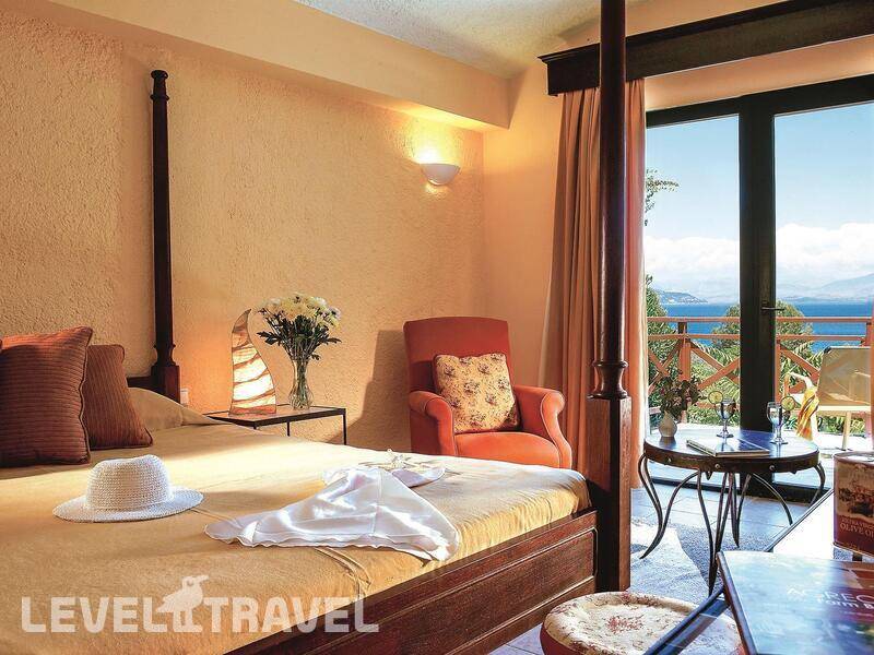 Фотография Grecotel Lux. Me Daphnila Bay Dassia Luxury Resort (Ex.Grecotel Daphnila Bay Thalasso)