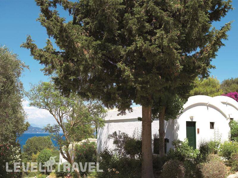 Фотография Grecotel Lux. Me Daphnila Bay Dassia Luxury Resort (Ex.Grecotel Daphnila Bay Thalasso)
