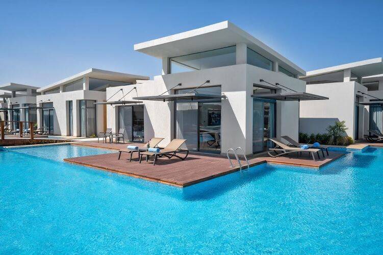 Rixos Premium Magawish Suites & Villas