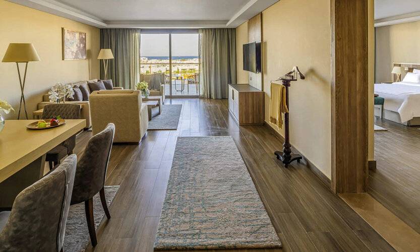 Rixos Premium Magawish Suites & Villas