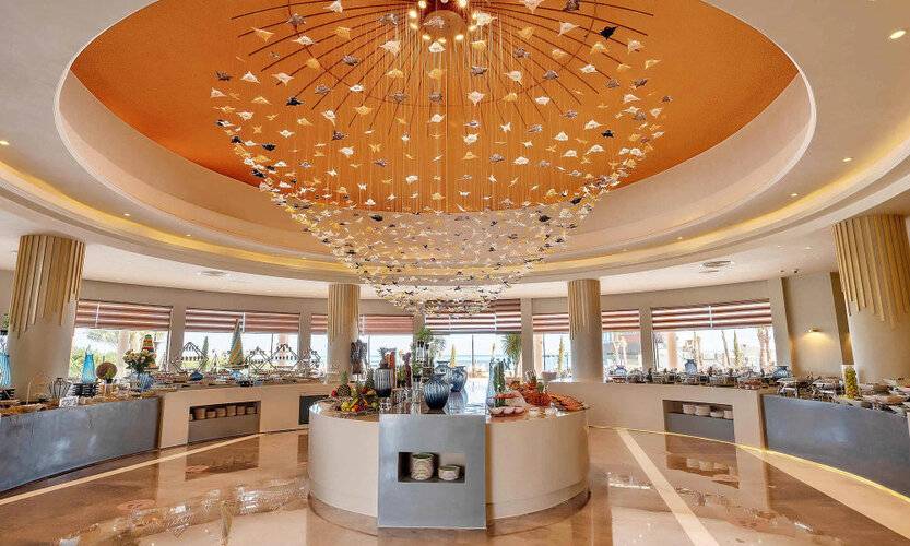 Rixos Premium Magawish Suites & Villas