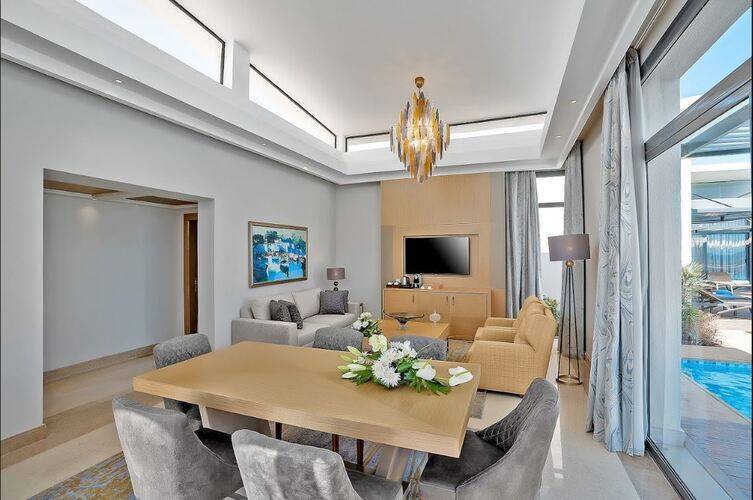 Rixos Premium Magawish Suites & Villas