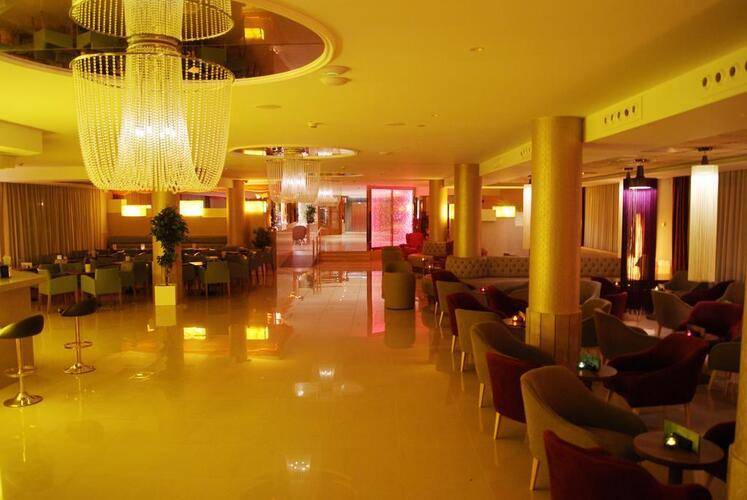 Beverly Park & Spa