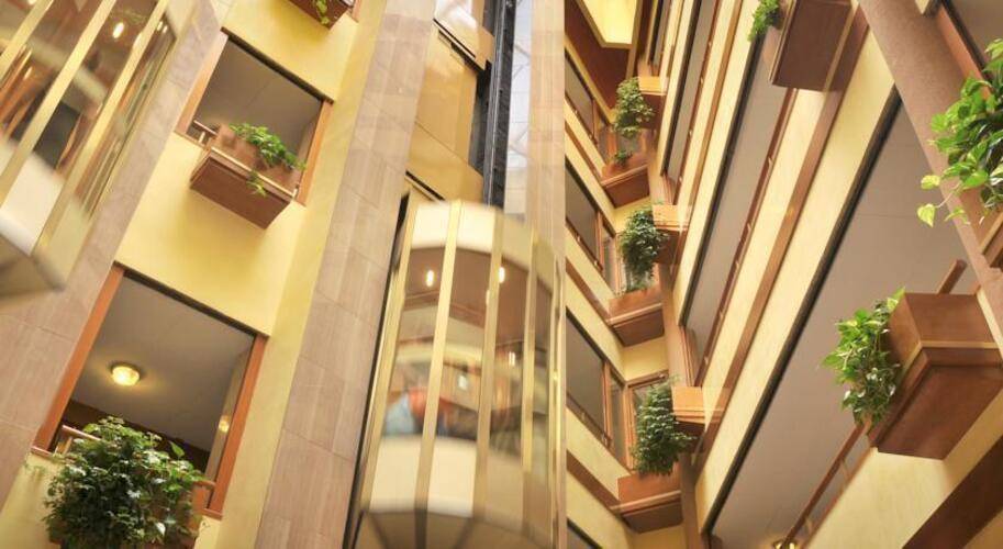 GHT Aquarium Hotel