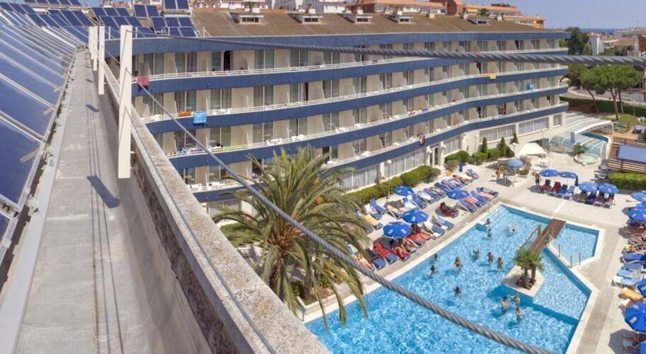 GHT Aquarium Hotel