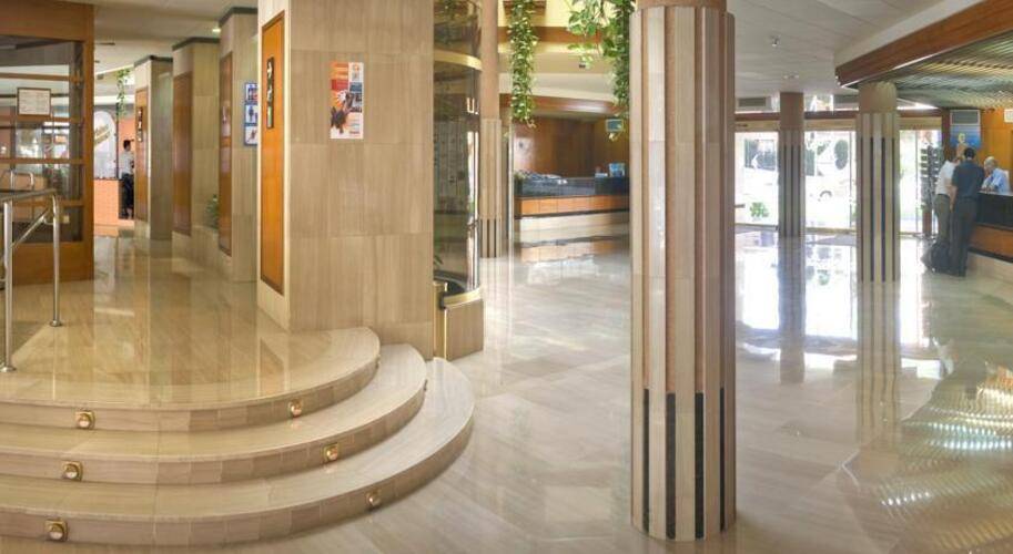 GHT Aquarium Hotel
