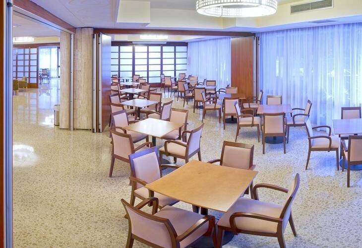 GHT Oasis Park Hotel
