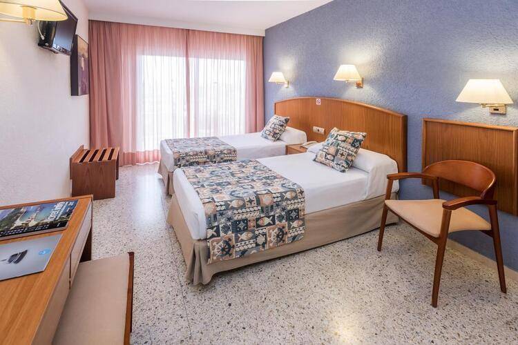 GHT Oasis Park Hotel