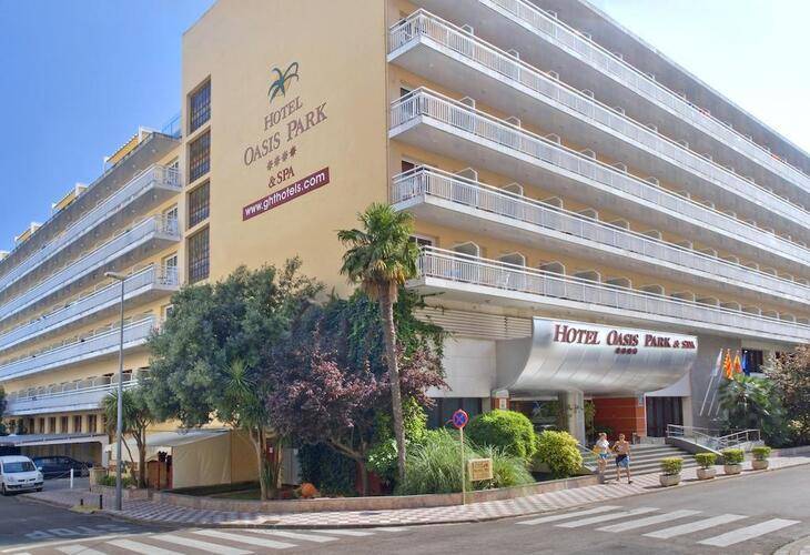 GHT Oasis Park Hotel