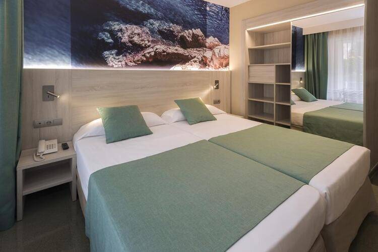 GHT Oasis Park Hotel