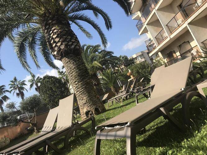 Samba Hotel