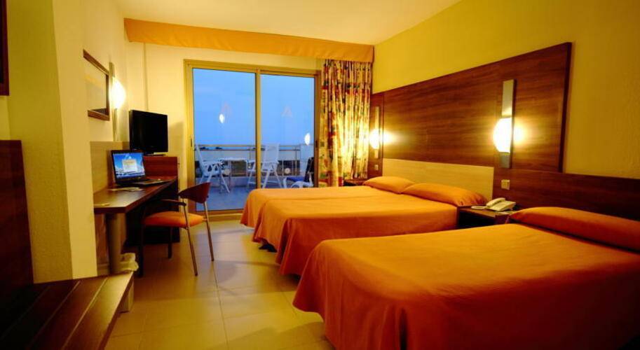 Aqua Hotel Aquamarina
