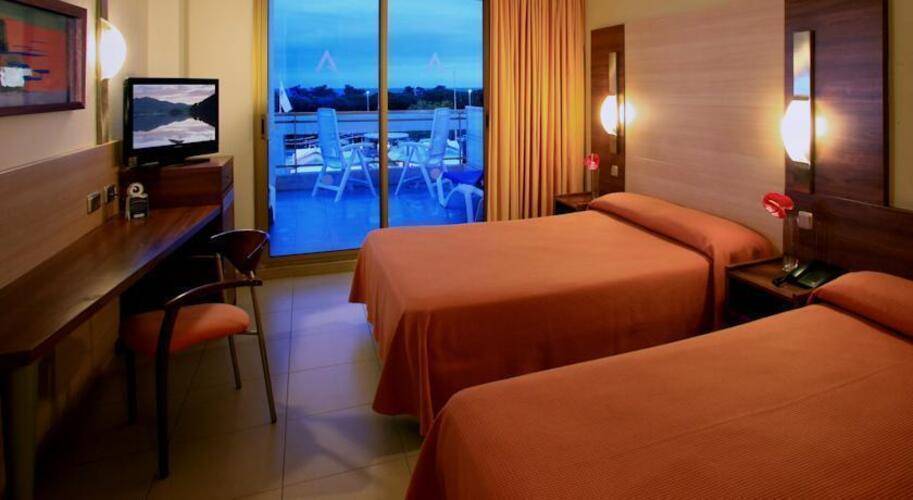 Aqua Hotel Aquamarina