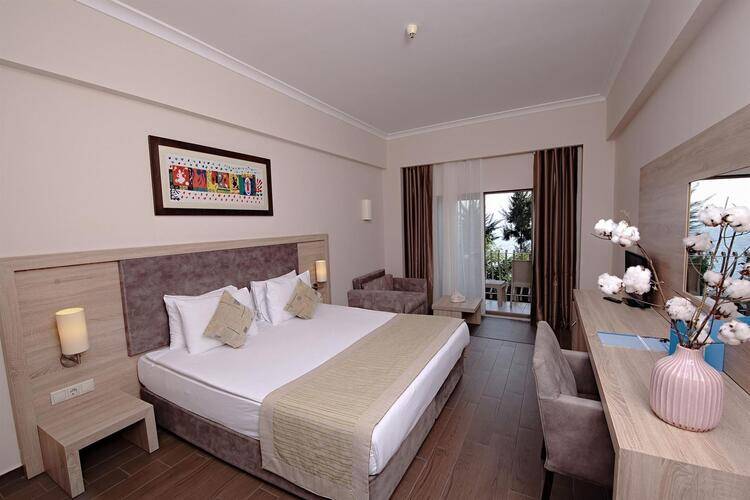 Yasmin Resort