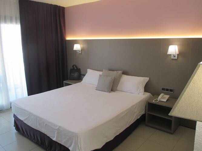 Fenals Garden Hotel