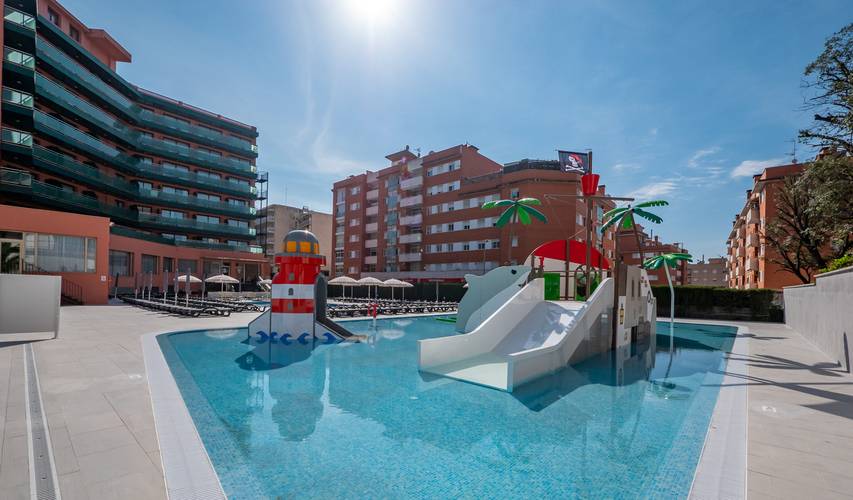 Fenals Garden Hotel
