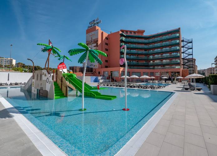 Fenals Garden Hotel
