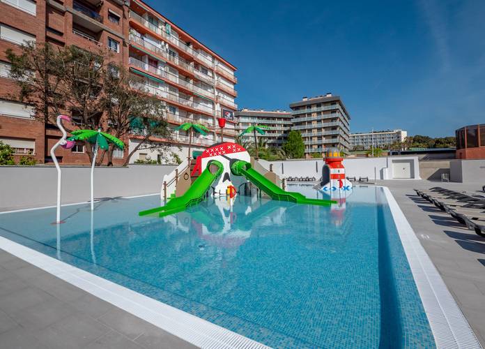 Fenals Garden Hotel