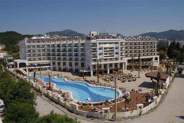 Grand Ideal Premium