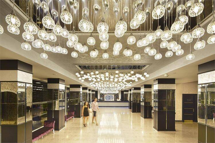 Grand Ideal Premium