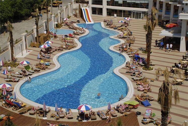 Grand Ideal Premium