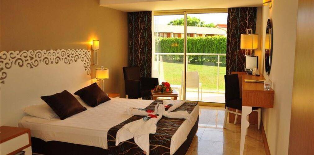 Horus Paradise Luxury Resort