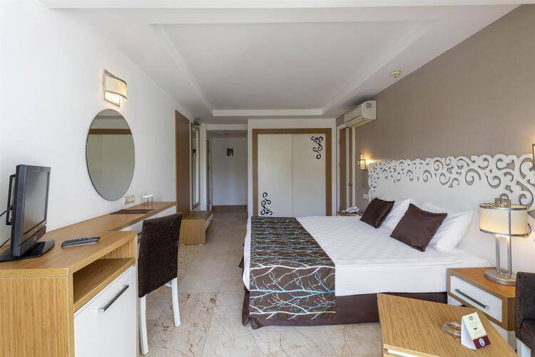 Horus Paradise Luxury Resort