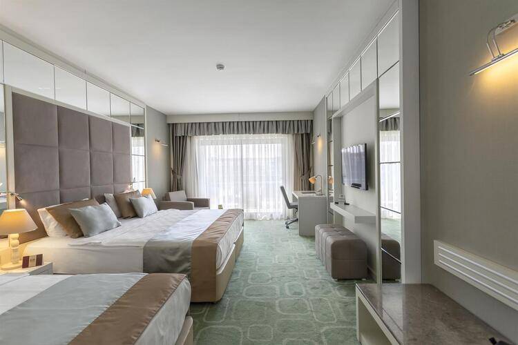 Horus Paradise Luxury Resort