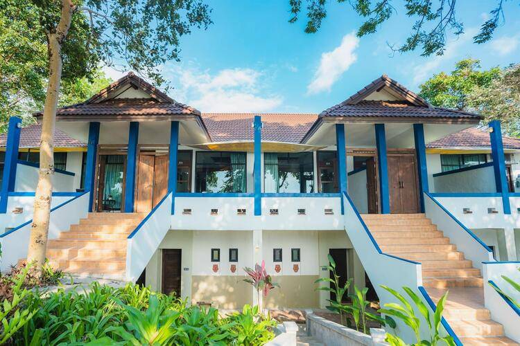 Koh Chang Cliff Beach Resort