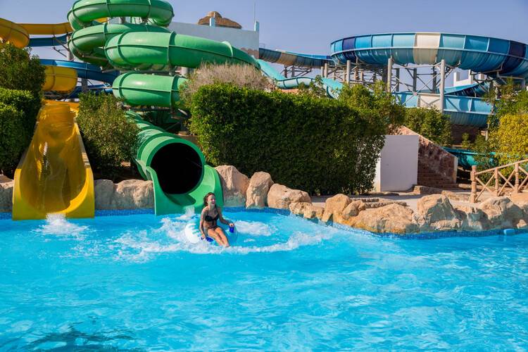 Titanic Resort & Aqua Park
